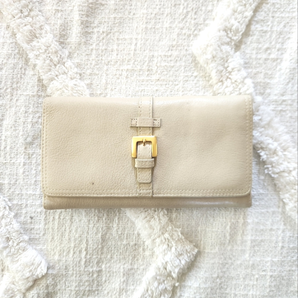 Stone Mountain Stone Grey Leather Wallet